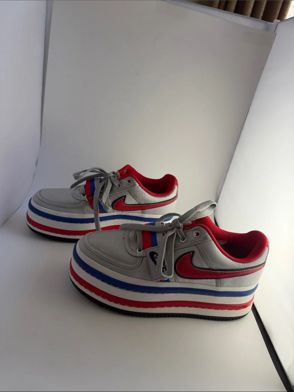Nike Womens Vandal 2k Sneakers Platform size 7.5